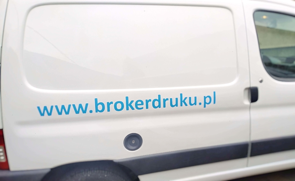 samochód firmowy Broker Druku